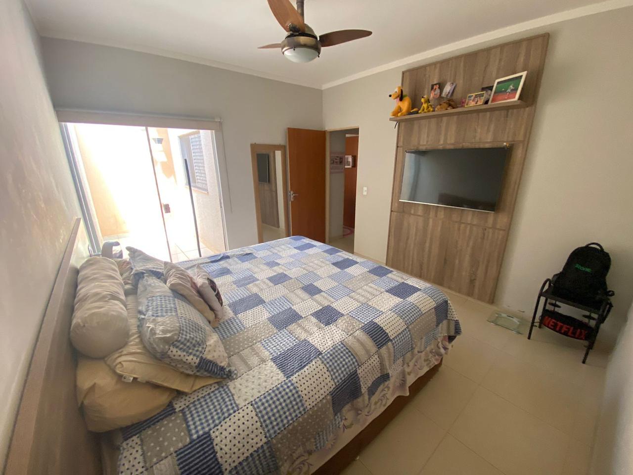 VENDE - CASA CONDOMÍNIO RUBI - 3 DORMITÓRIOS - EM BRODOWSKI-SP. brodosqui