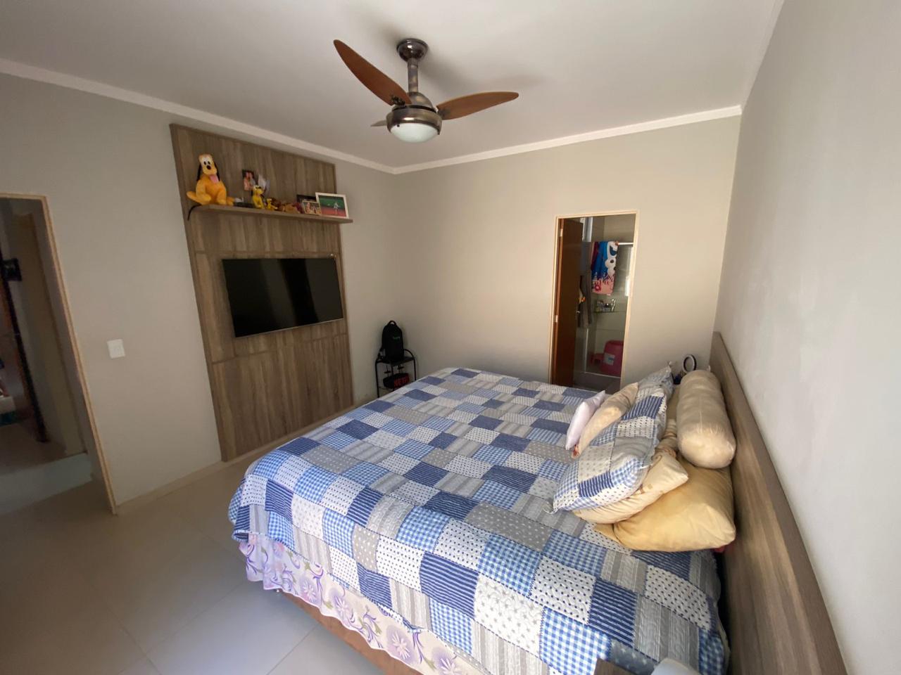 VENDE - CASA CONDOMÍNIO RUBI - 3 DORMITÓRIOS - EM BRODOWSKI-SP. brodosqui