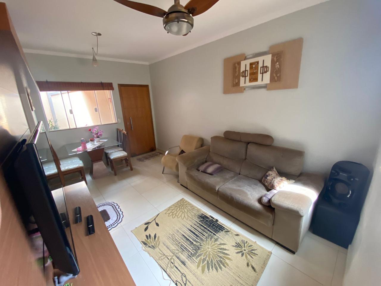VENDE - CASA CONDOMÍNIO RUBI - 3 DORMITÓRIOS - EM BRODOWSKI-SP. brodosqui