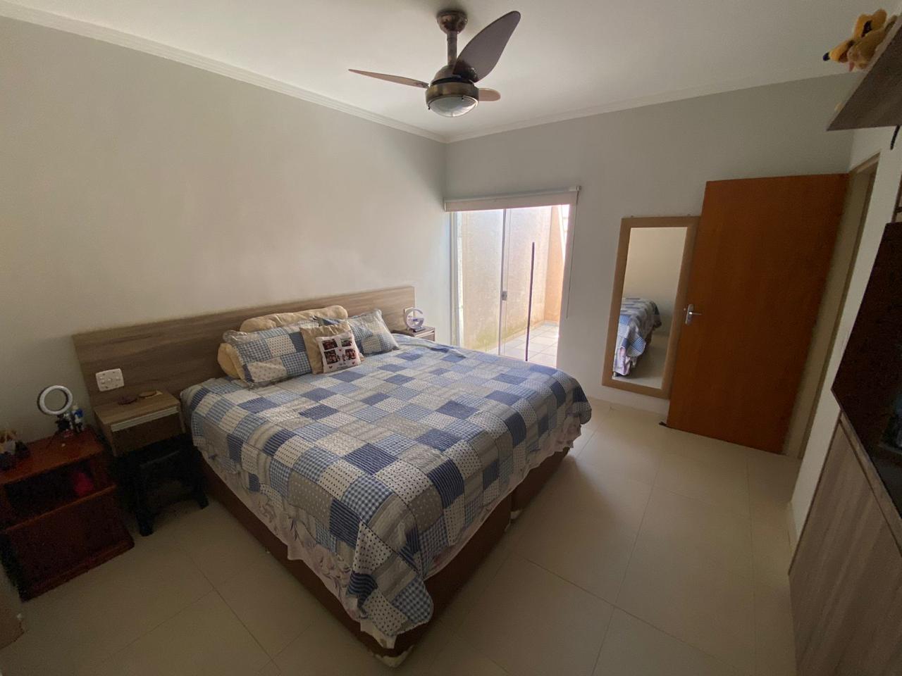 VENDE - CASA CONDOMÍNIO RUBI - 3 DORMITÓRIOS - EM BRODOWSKI-SP. brodosqui