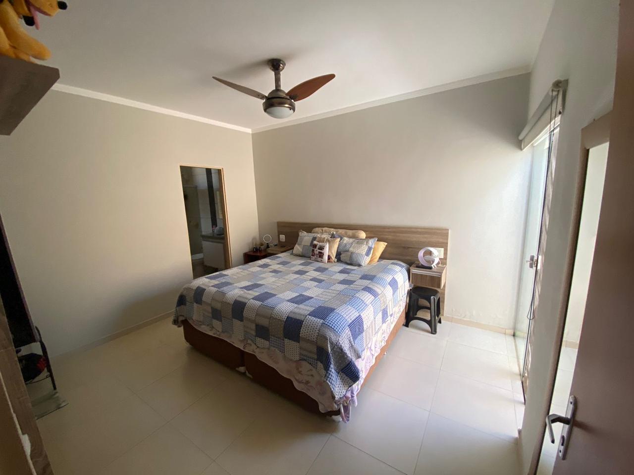 VENDE - CASA CONDOMÍNIO RUBI - 3 DORMITÓRIOS - EM BRODOWSKI-SP. brodosqui