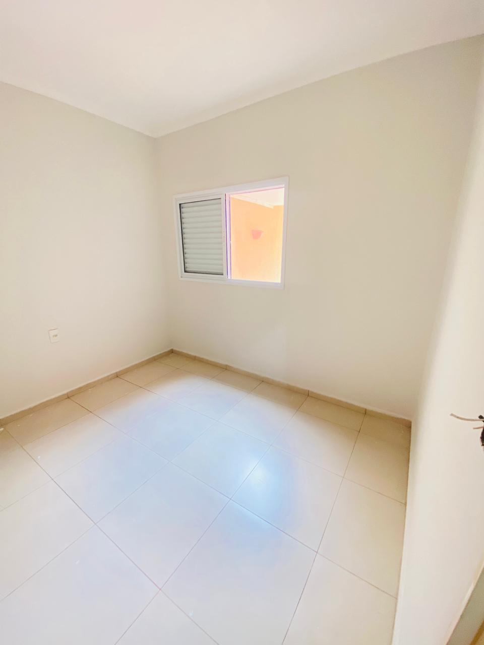 VENDE - CASA CONDOMÍNIO RUBI - 3 DORMITÓRIOS - EM BRODOWSKI-SP. brodosqui