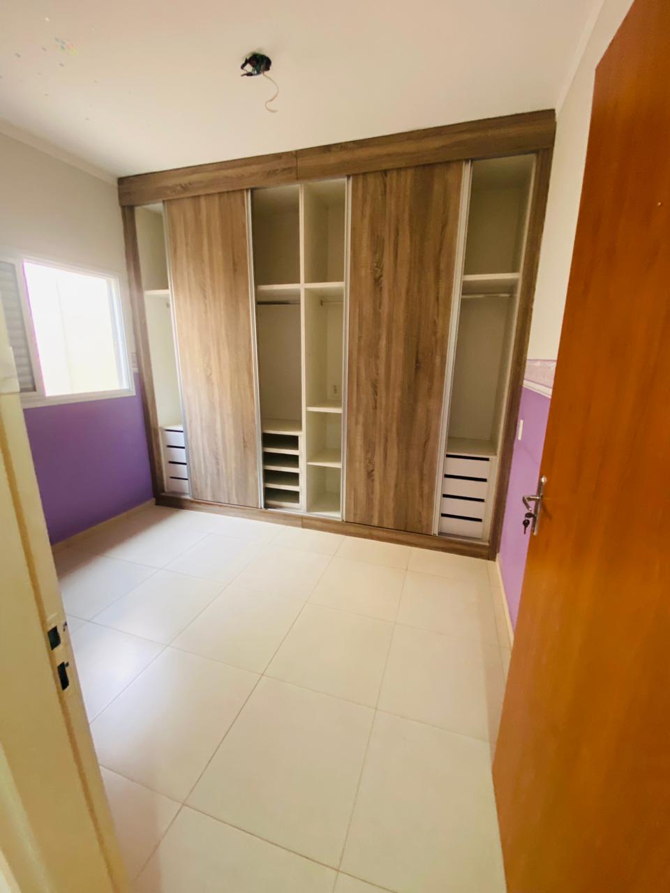 VENDE - CASA CONDOMÍNIO RUBI - 3 DORMITÓRIOS - EM BRODOWSKI-SP. brodosqui