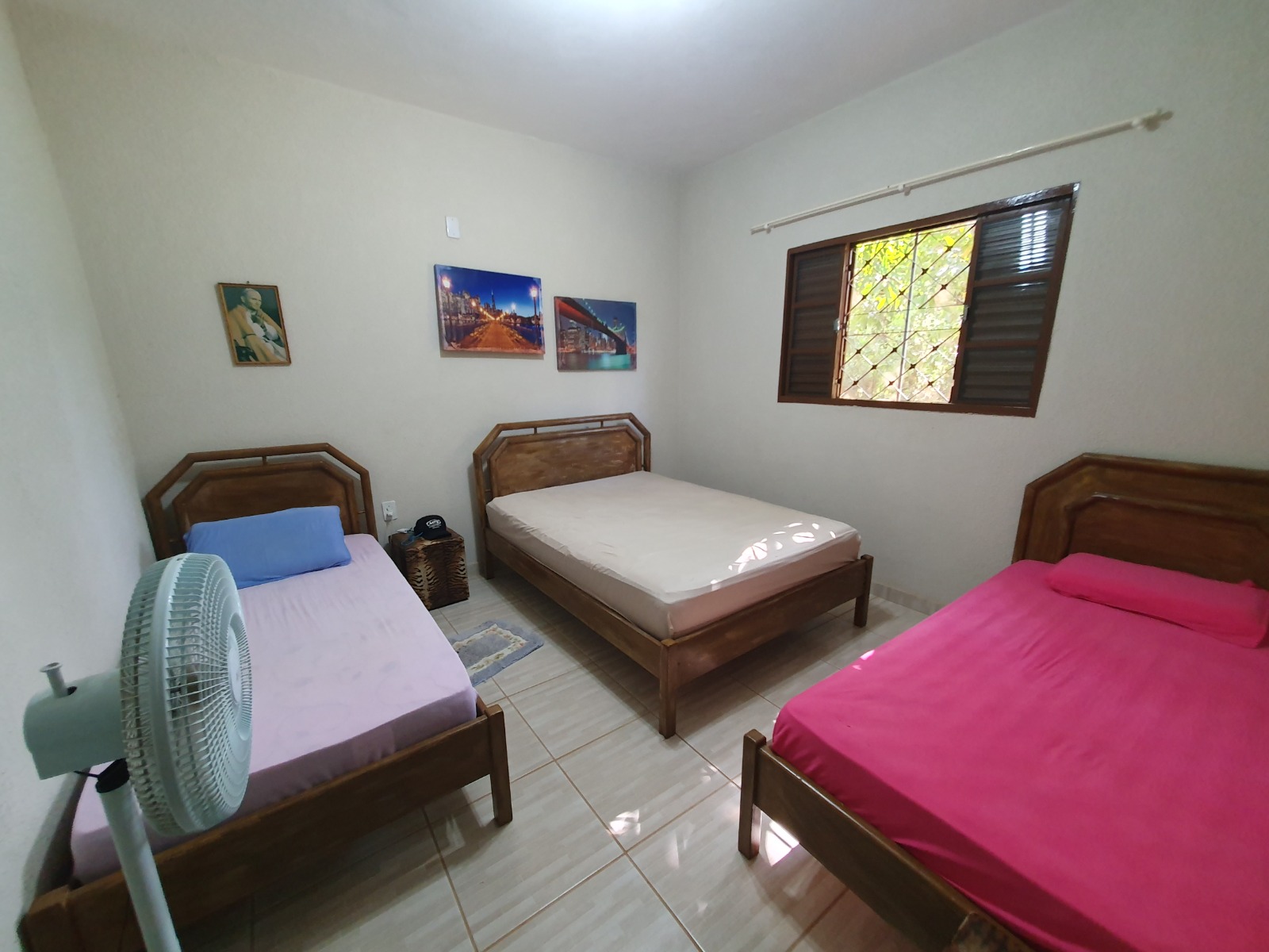 VENDE: RANCHO COMPLETO - BEIRA DO RIO PARDO - FAZENDA PAREDÃO -SERRANA-SP.