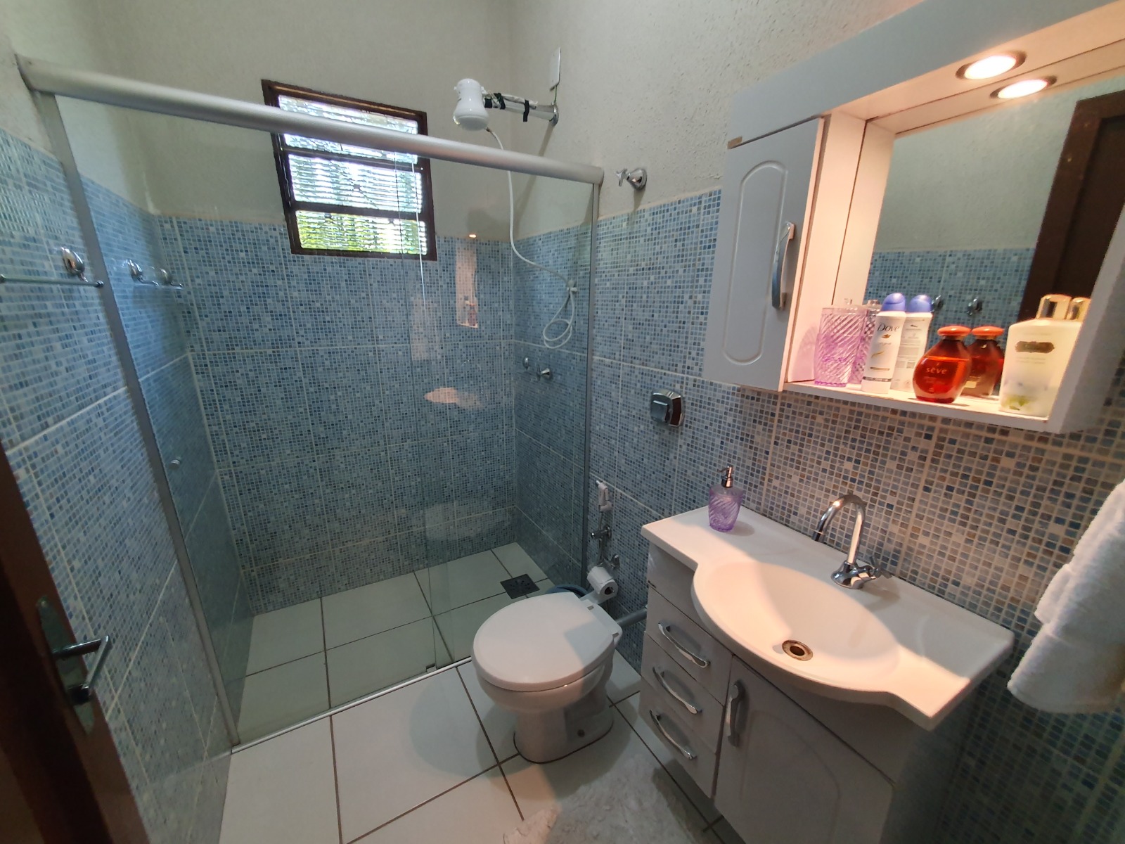 VENDE: RANCHO COMPLETO - BEIRA DO RIO PARDO - FAZENDA PAREDÃO -SERRANA-SP.