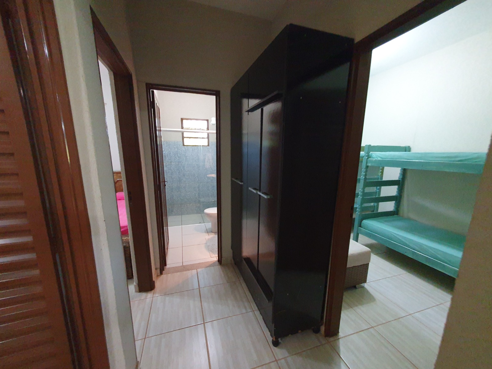 VENDE: RANCHO COMPLETO - BEIRA DO RIO PARDO - FAZENDA PAREDÃO -SERRANA-SP.