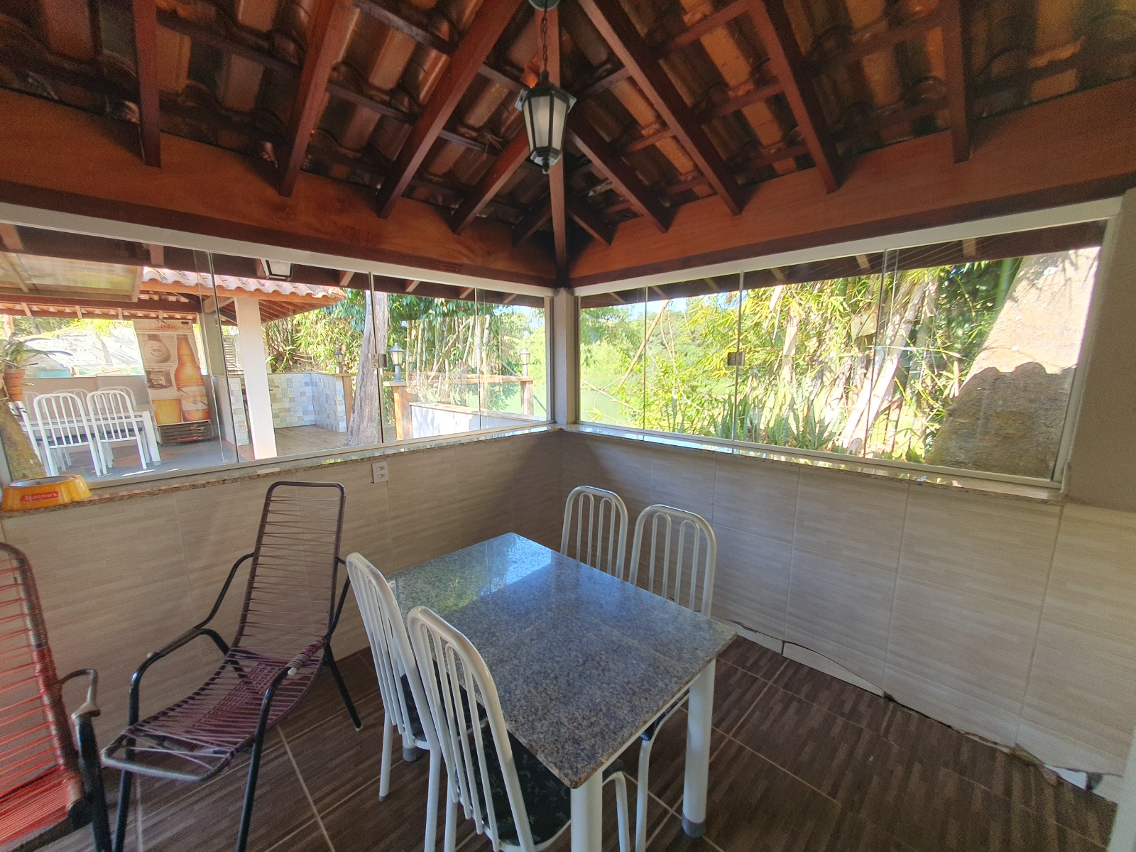 VENDE: RANCHO COMPLETO - BEIRA DO RIO PARDO - FAZENDA PAREDÃO -SERRANA-SP.