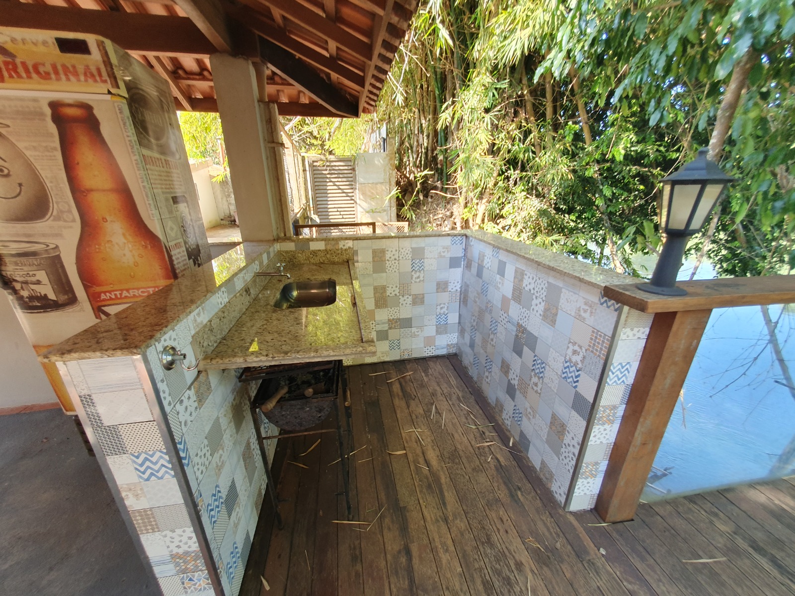 VENDE: RANCHO COMPLETO - BEIRA DO RIO PARDO - FAZENDA PAREDÃO -SERRANA-SP.