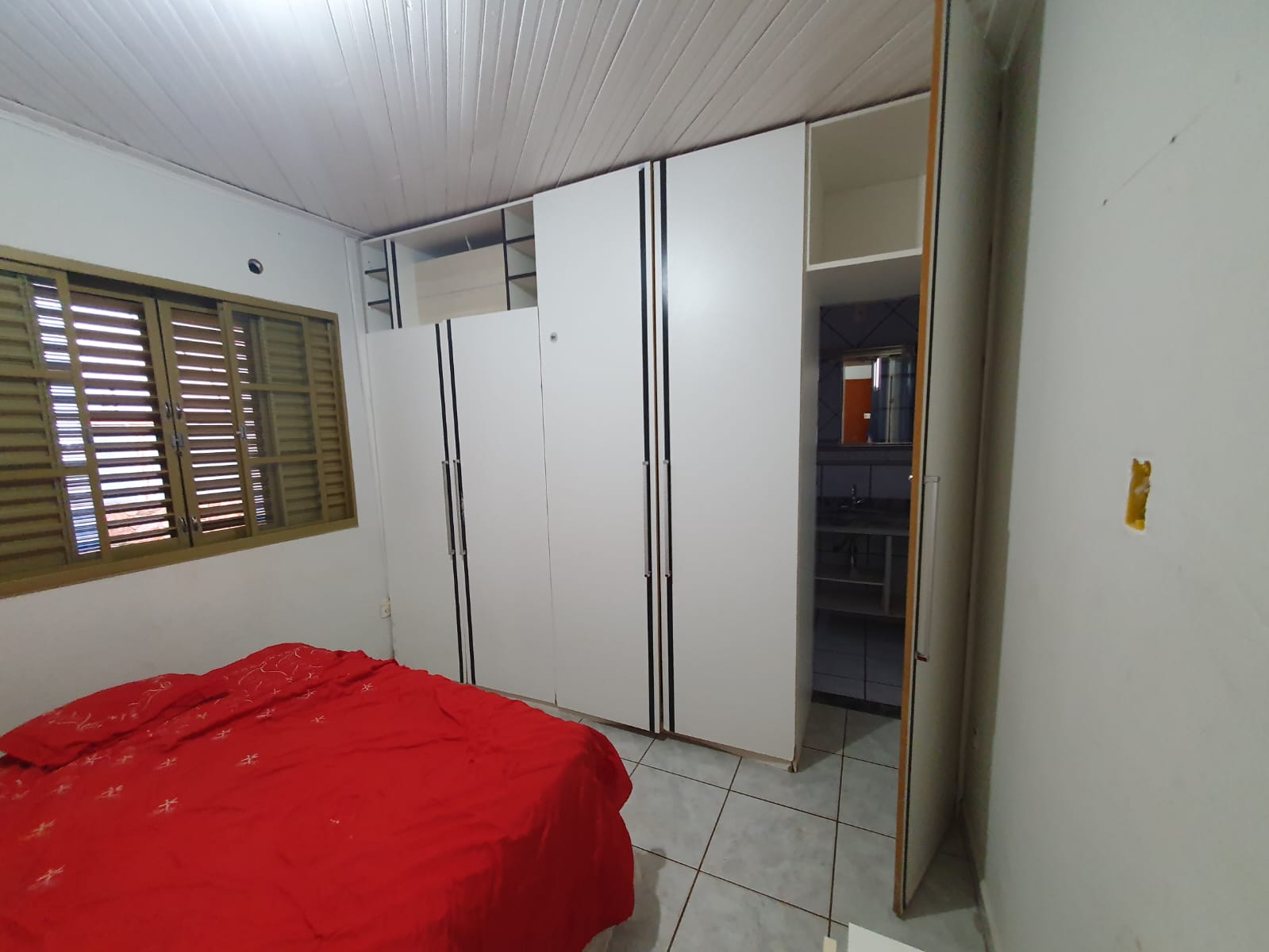 VENDE: CASA COM PISCINA - COHAB III - BRODOWSKI-SP. (Brodosqui)
