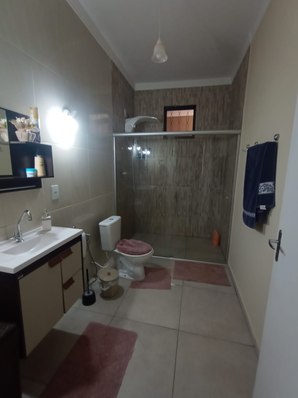 VENDE: CASA 02 DORMITÓRIOS - 