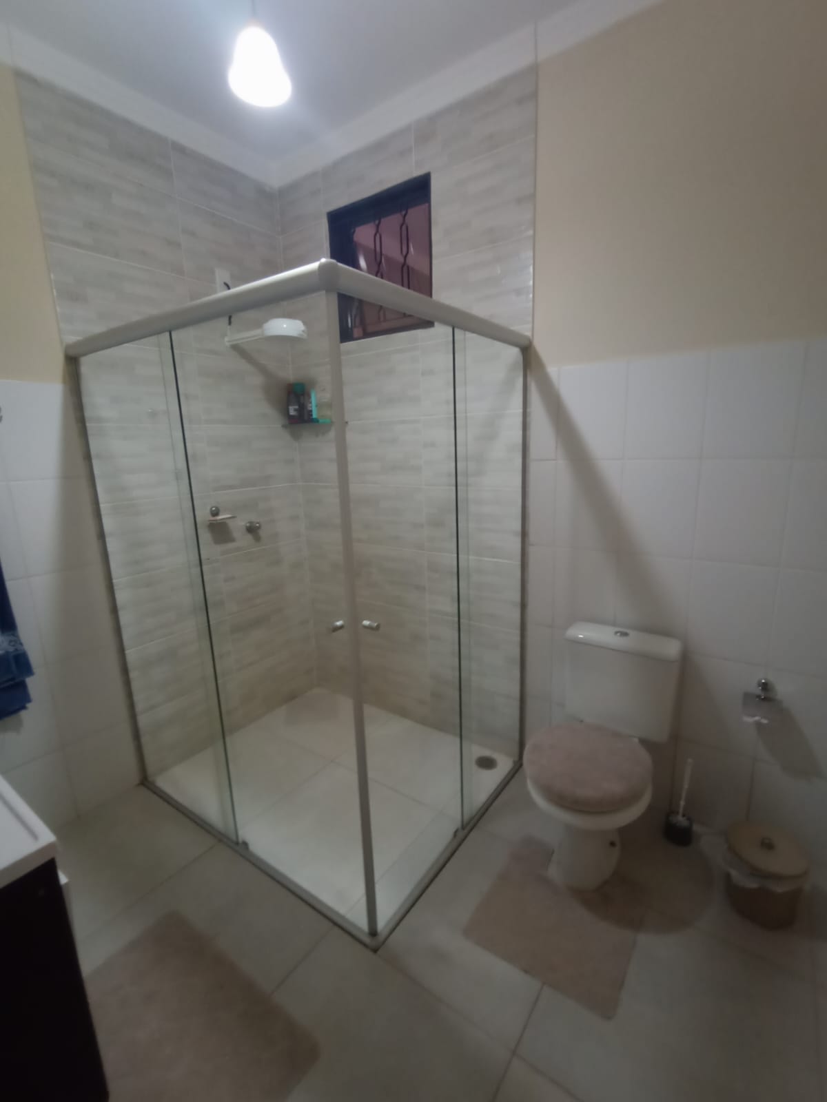 VENDE: CASA 02 DORMITÓRIOS - 