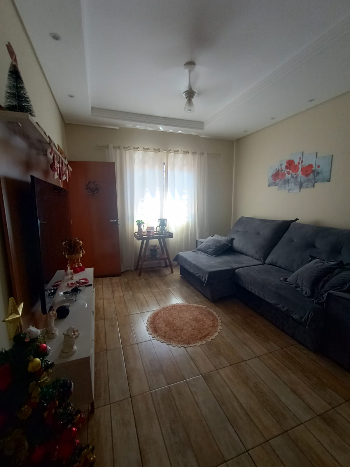 VENDE: CASA 02 DORMITÓRIOS - 