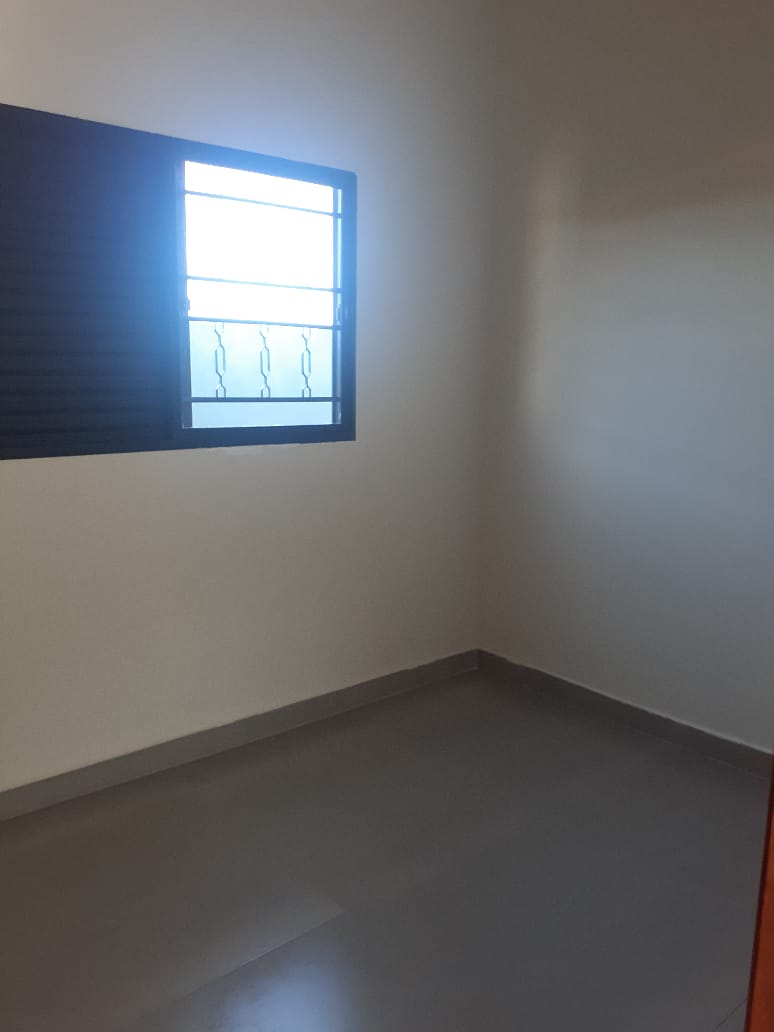 VENDE: CASA 03 DORMITÓRIOS - BAIRRO SÃO FRANCISCO (BOULEVARD) - JARDINÓPOLIS-SP.