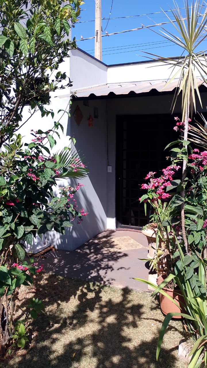 VENDE: TERRENO MURADO -PORTÃO - 01 SUÍTE - CONDOMÍNIO VERONA EM BRODOWSKI-SP
