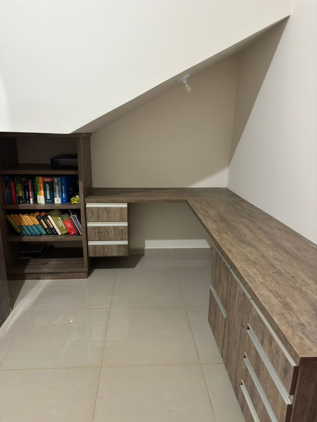 VENDE: CASA COM PISCINA - JARDIM DAS OLIVEIRAS - BRODOWSKI-SP