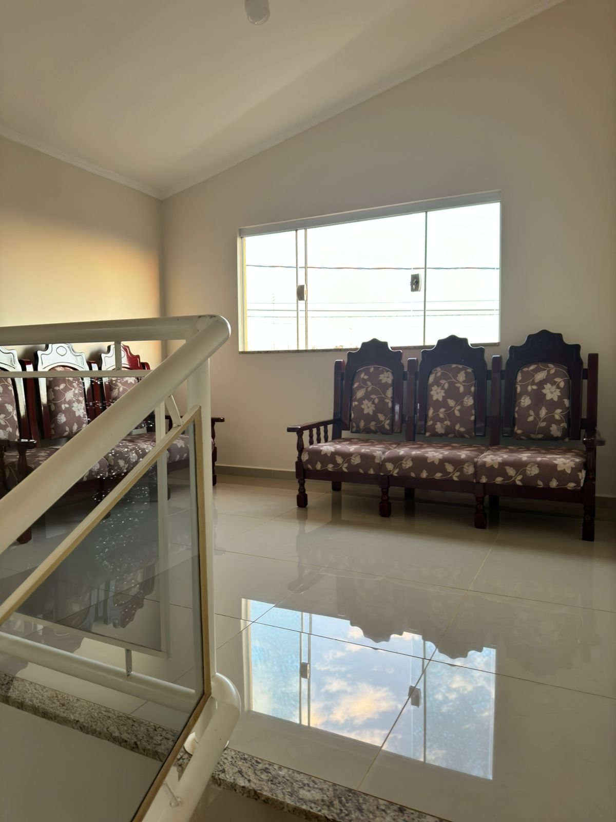 VENDE: CASA COM PISCINA - JARDIM DAS OLIVEIRAS - BRODOWSKI-SP