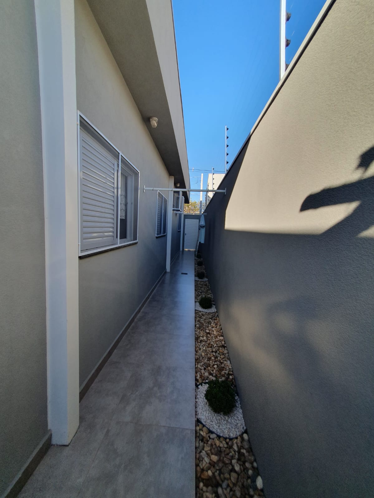 VENDE: CASA NO CONDOMÍNIO VERONA - COMPLETA - BRODOWSKI-SP.