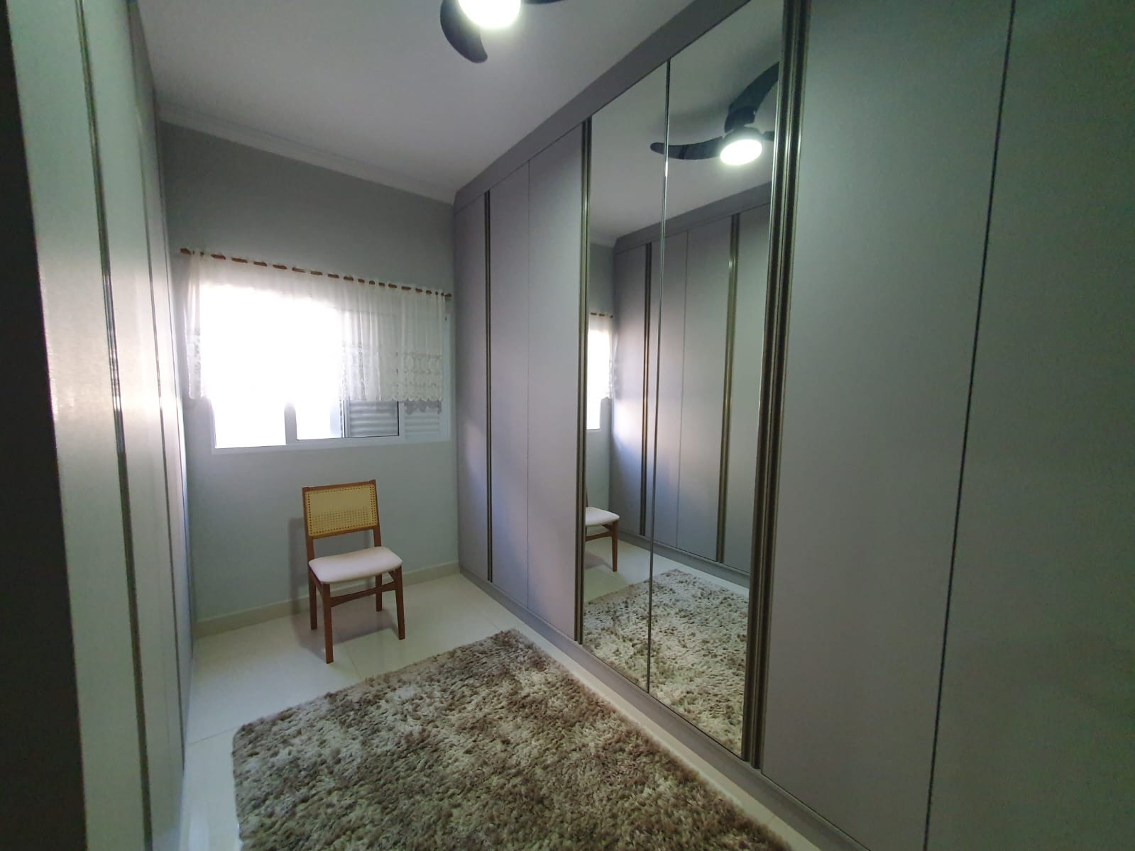 VENDE: CASA NO CONDOMÍNIO VERONA - COMPLETA - BRODOWSKI-SP.