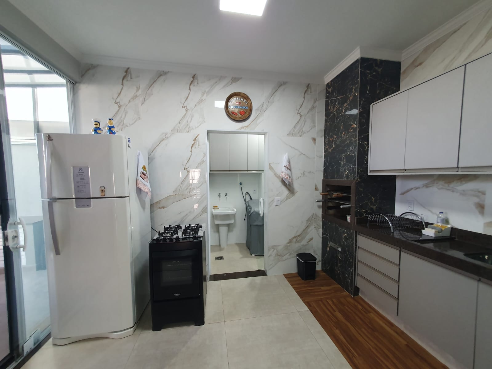 VENDE: CASA NO CONDOMÍNIO VERONA - COMPLETA - BRODOWSKI-SP.
