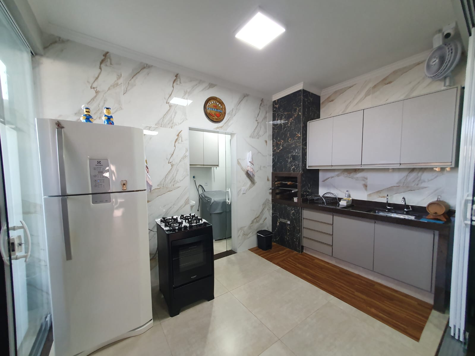 VENDE: CASA NO CONDOMÍNIO VERONA - COMPLETA - BRODOWSKI-SP.