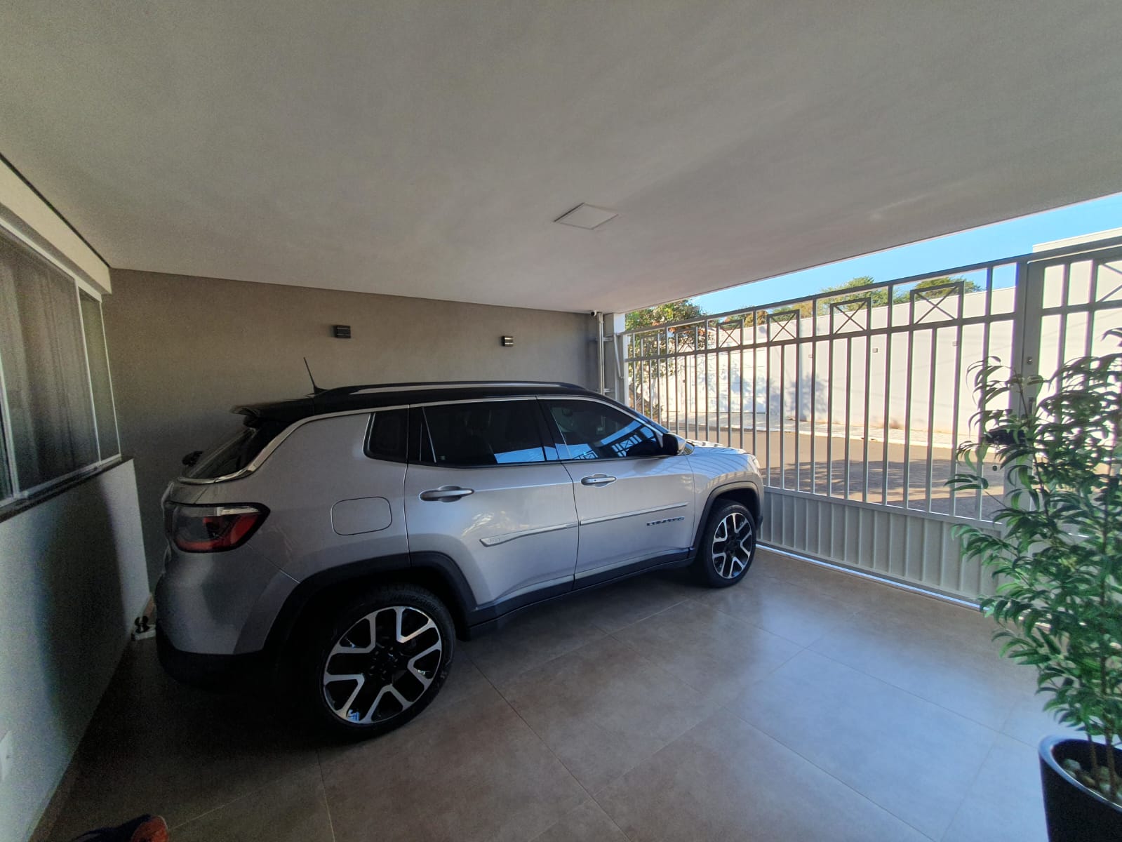 VENDE: CASA NO CONDOMÍNIO VERONA - COMPLETA - BRODOWSKI-SP.
