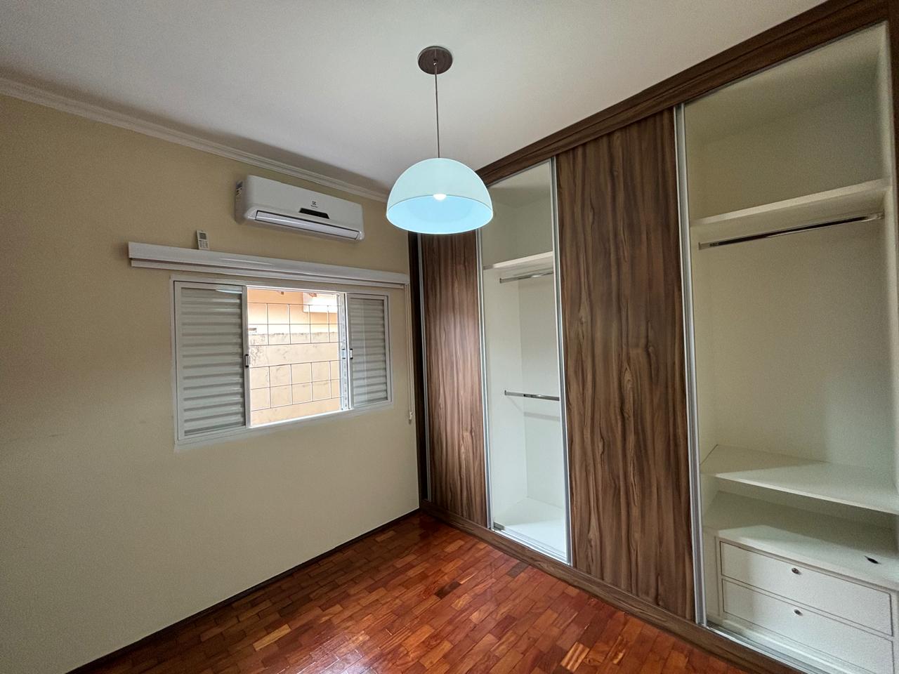 VENDE: CASA 03 DORMITÓRIOS - COHAB I - BRODOWSKI-SP.