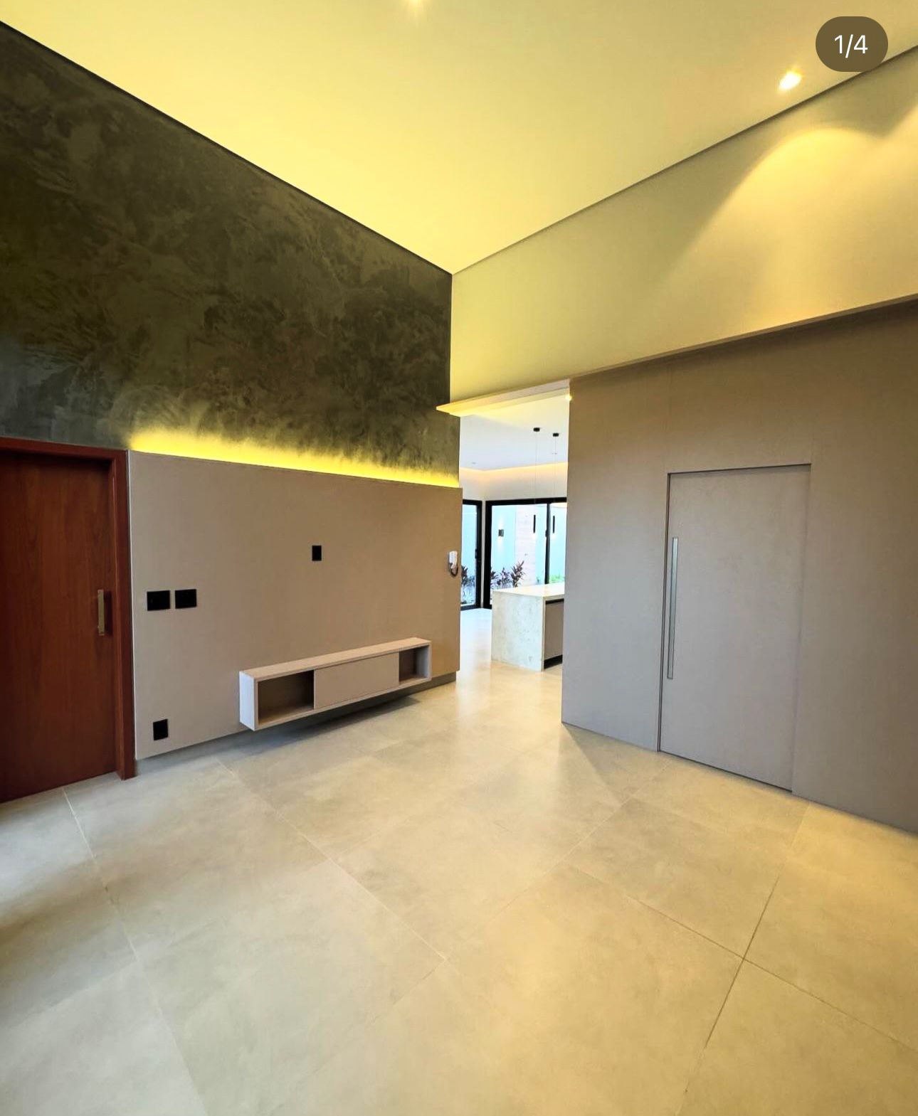 VENDE: CASA COM PISCINA - JARDIM DAS OLIVEIRAS - BRODOWSKI-SP