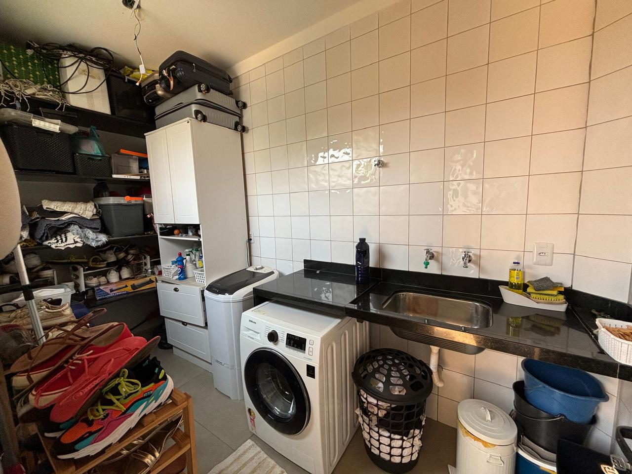 VENDE. RESIDENCIA DE ALTO PADRÃO COM 03 DORMITÓRIOS - CENTRO - BRODOWSKI-SP 