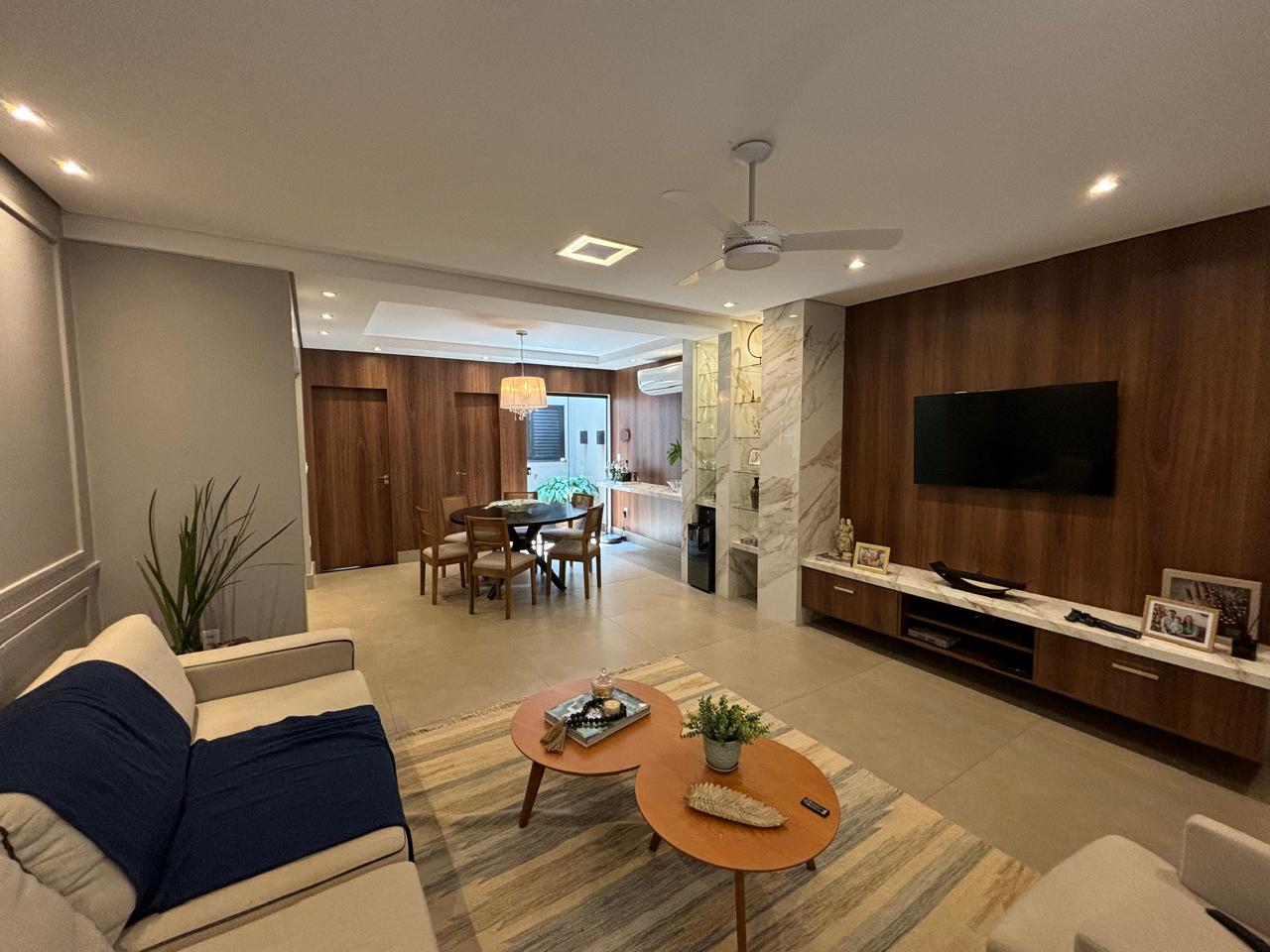 VENDE. RESIDENCIA DE ALTO PADRÃO COM 03 DORMITÓRIOS - CENTRO - BRODOWSKI-SP 