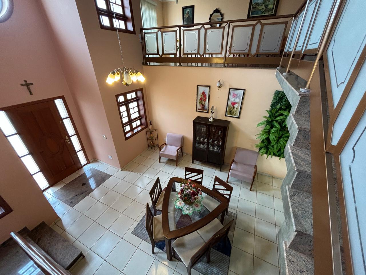 VENDE. RESIDENCIA DE ALTO PADRÃO COM 03 SUÍTES - ARANTES FERREIRA - BRODOWSKI-SP