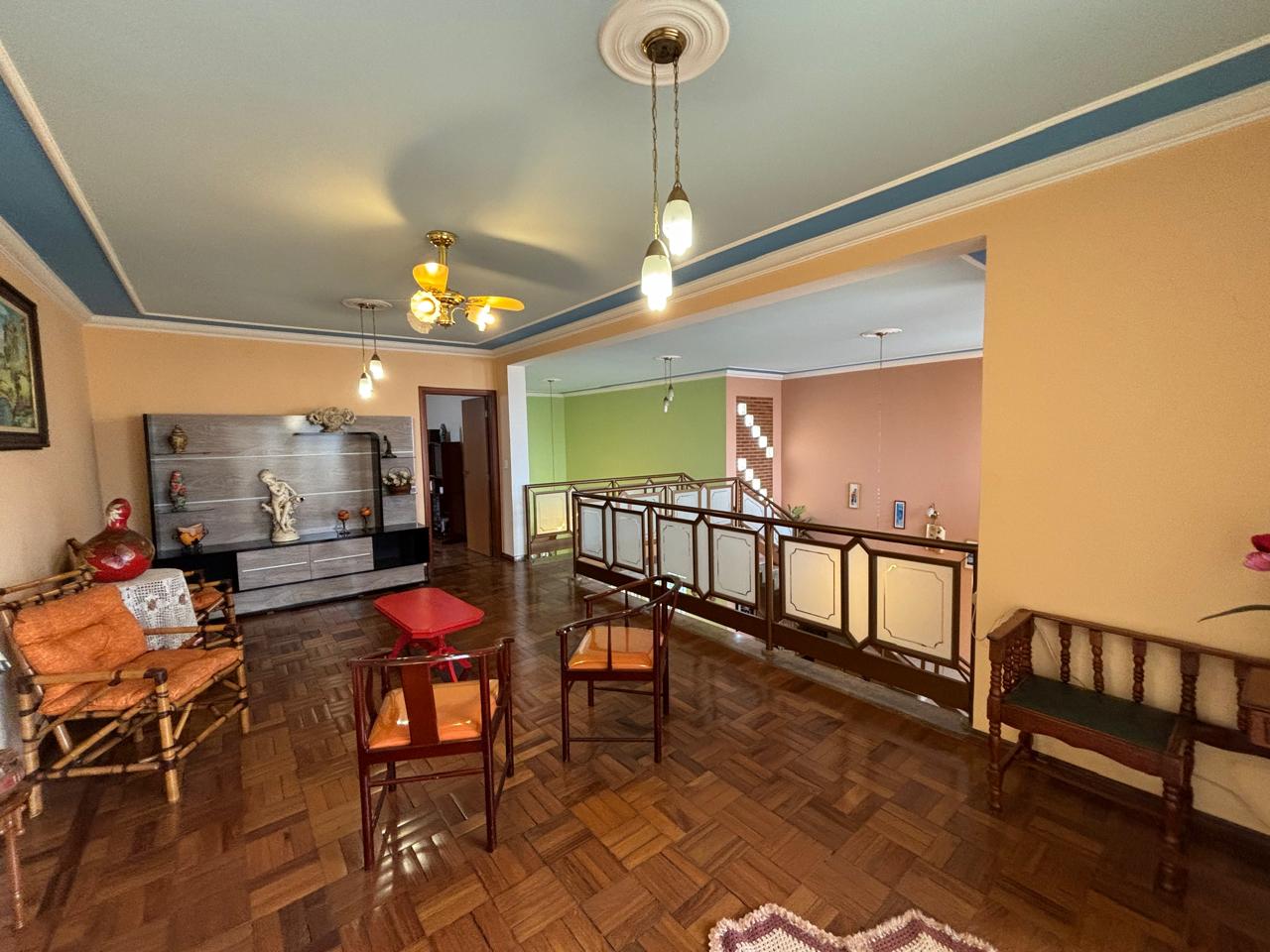 VENDE. RESIDENCIA DE ALTO PADRÃO COM 03 SUÍTES - ARANTES FERREIRA - BRODOWSKI-SP