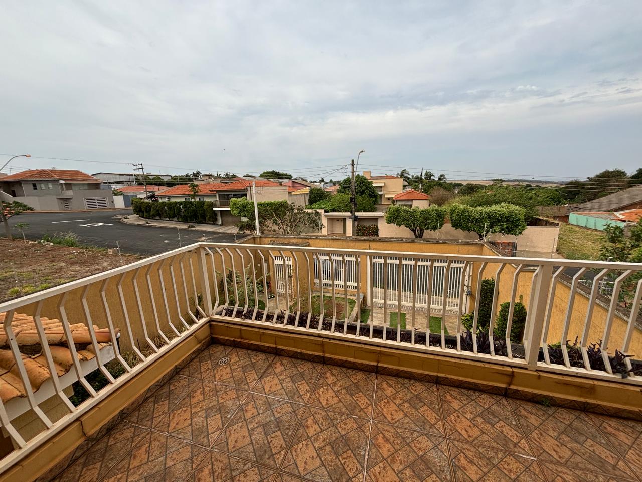 VENDE. RESIDENCIA DE ALTO PADRÃO COM 03 SUÍTES - ARANTES FERREIRA - BRODOWSKI-SP