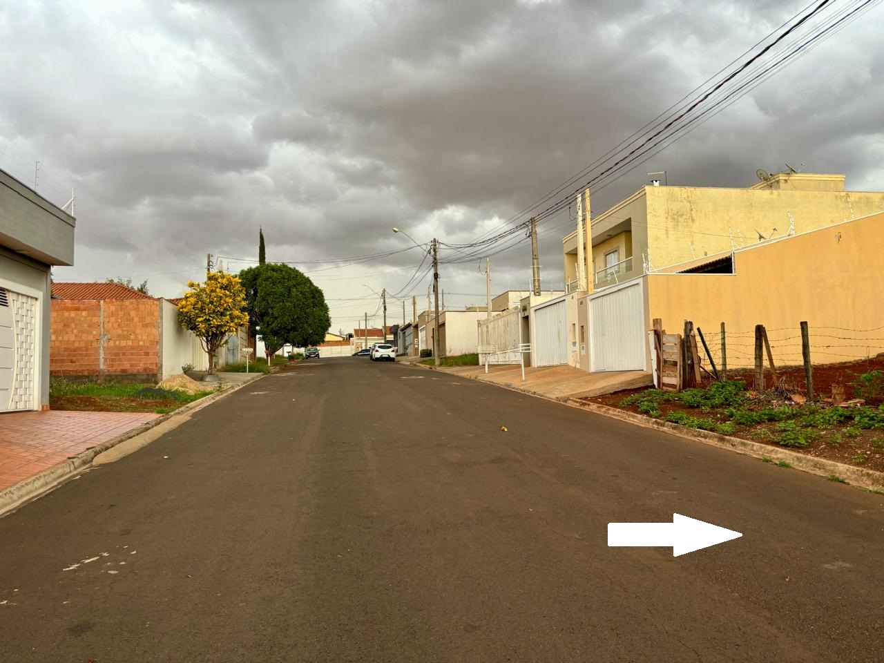 VENDE: TERRENO - PRONTO PARA CONSTRUIR - JARDIM MARIA IMACULADA II EM BRODOWSKI-SP