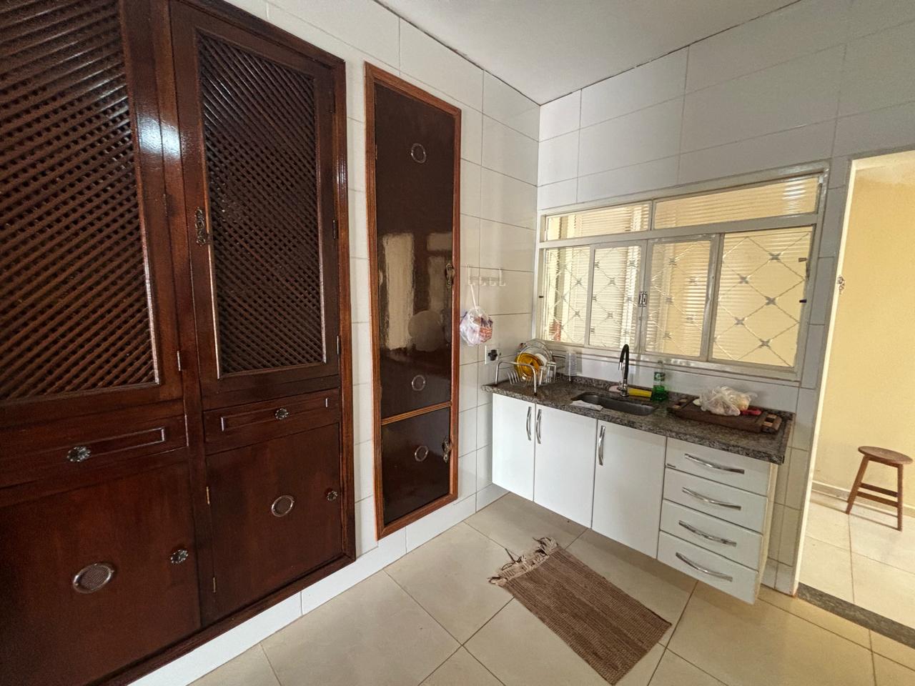 VENDE: CASA COM PISCINA - 02 DORMITÓRIOS - RESIDENCIAL BOM JARDIM - BRODOWSKI-SP.
