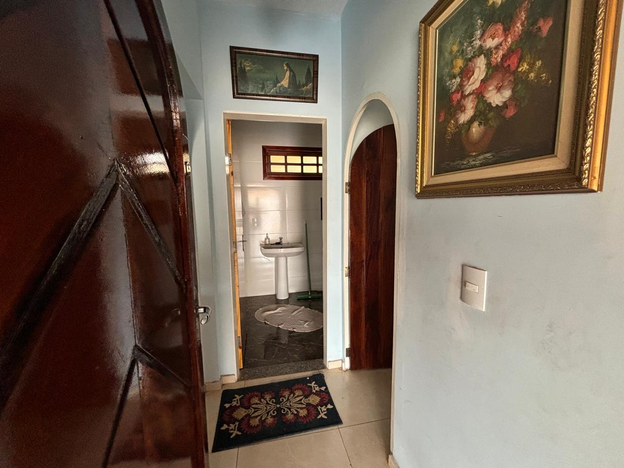 VENDE: CASA COM PISCINA - 02 DORMITÓRIOS - RESIDENCIAL BOM JARDIM - BRODOWSKI-SP.