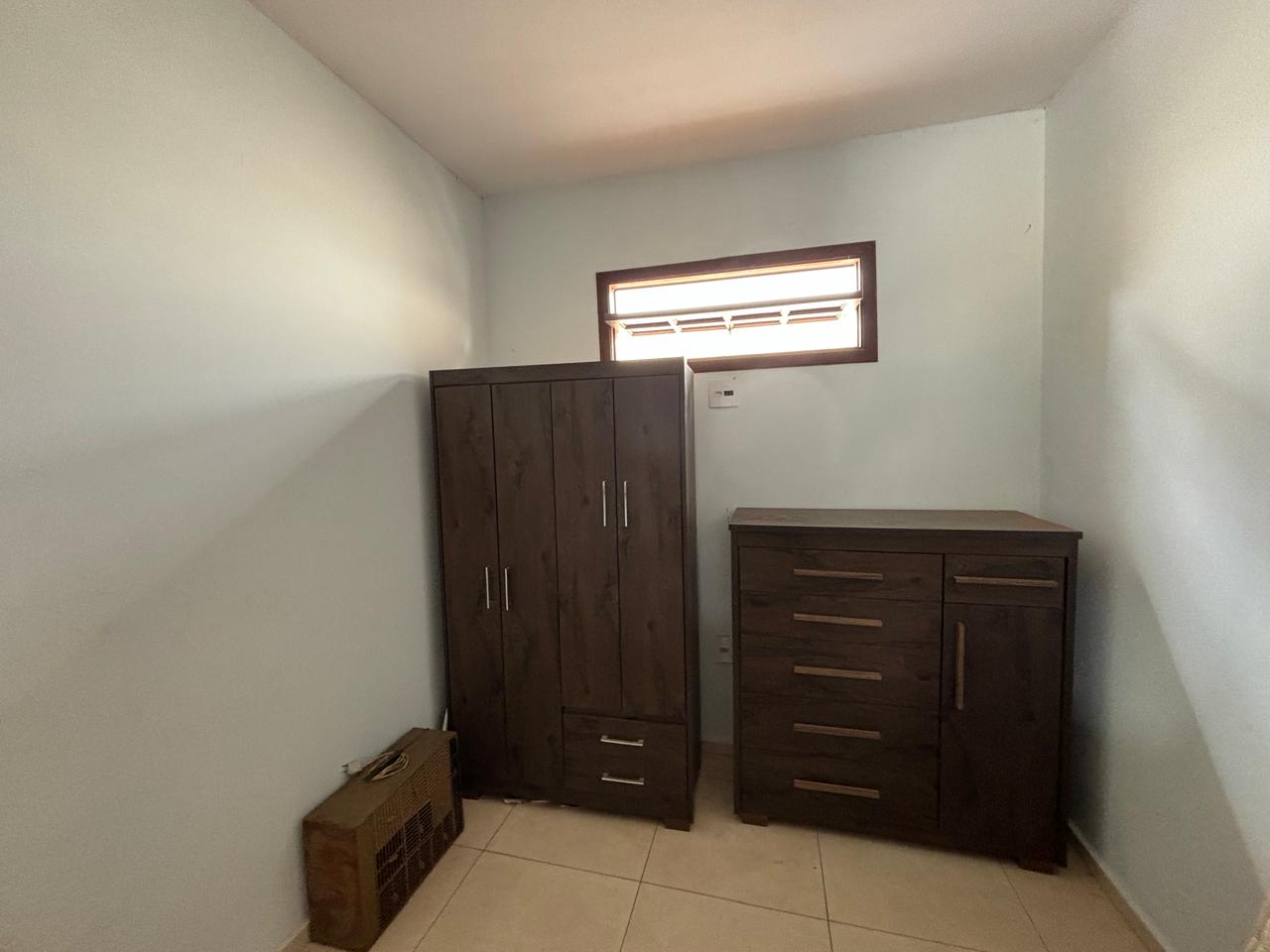 VENDE: CASA COM PISCINA - 02 DORMITÓRIOS - RESIDENCIAL BOM JARDIM - BRODOWSKI-SP.