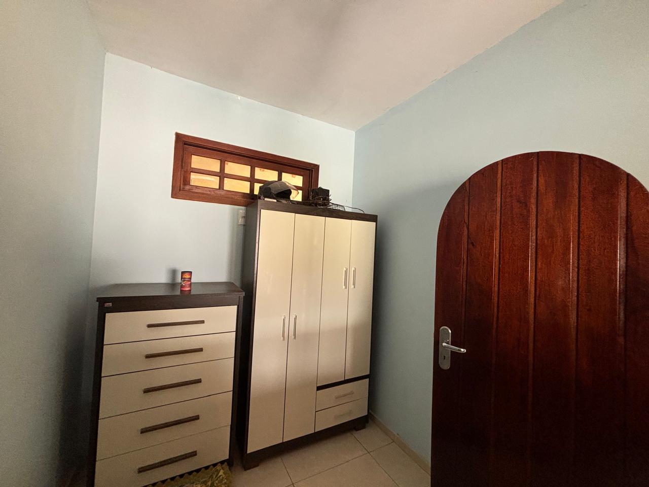 VENDE: CASA COM PISCINA - 02 DORMITÓRIOS - RESIDENCIAL BOM JARDIM - BRODOWSKI-SP.