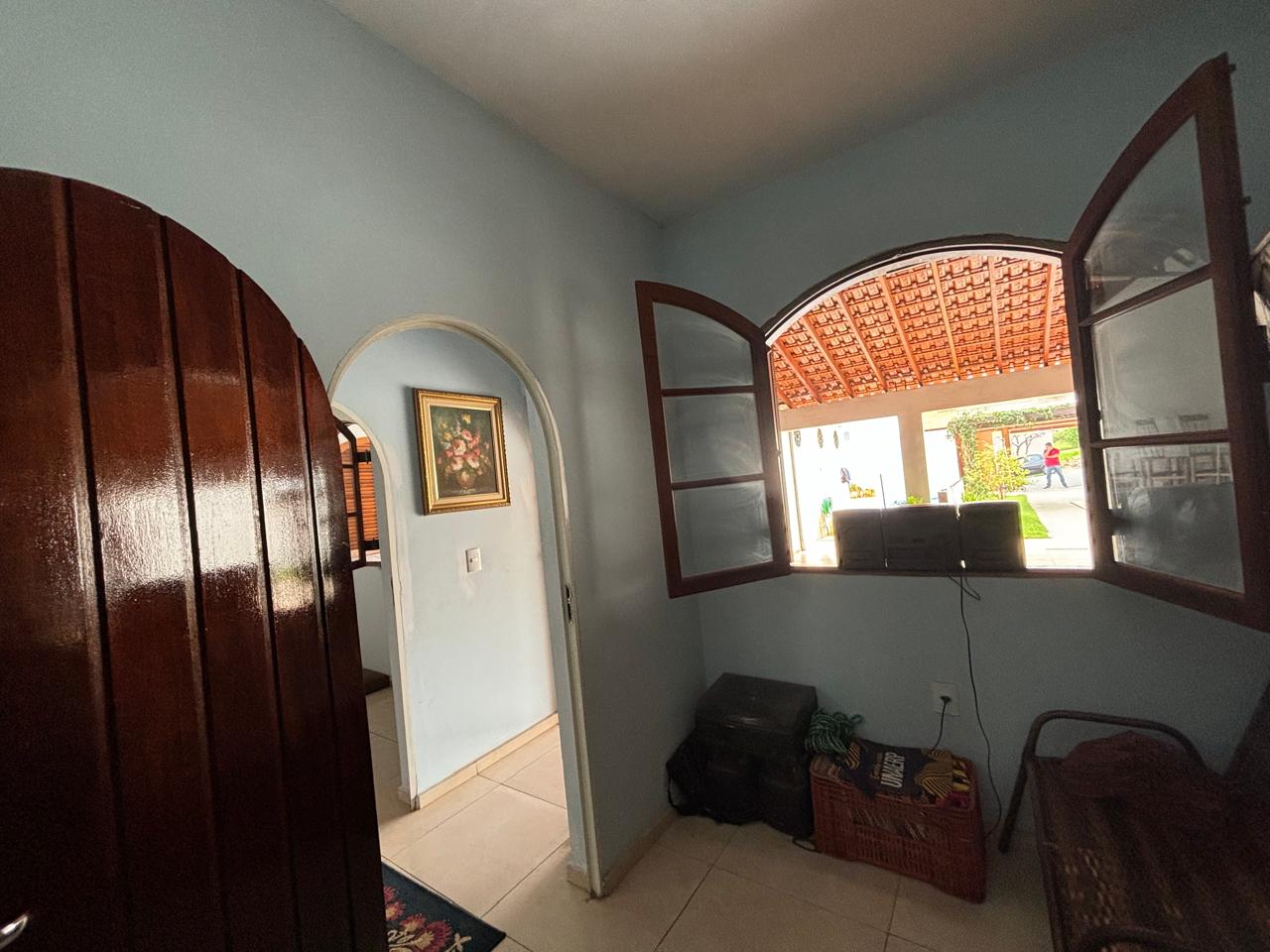 VENDE: CASA COM PISCINA - 02 DORMITÓRIOS - RESIDENCIAL BOM JARDIM - BRODOWSKI-SP.