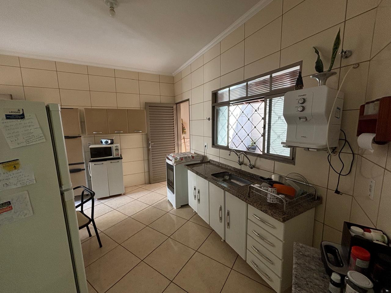 VENDE: CASA 02 DORMITÓRIOS - CENTRO - BRODOWSKI-SP. Brodosqui