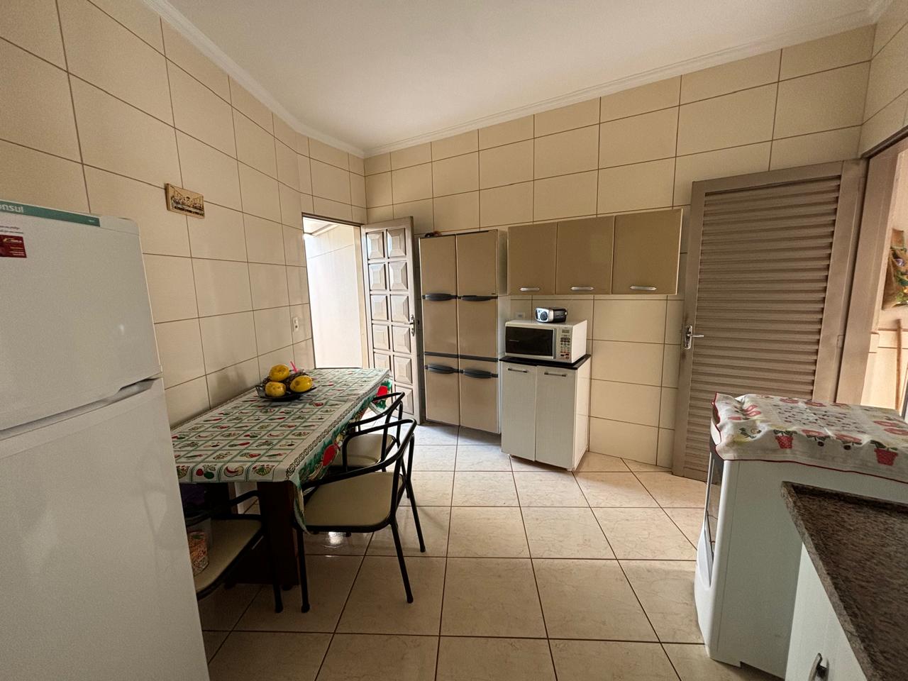 VENDE: CASA 02 DORMITÓRIOS - CENTRO - BRODOWSKI-SP. Brodosqui