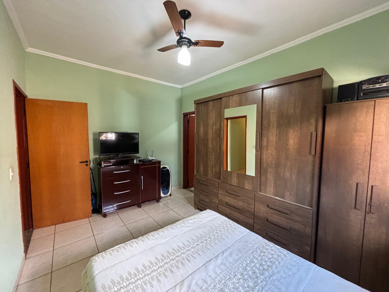 VENDE: CASA 02 DORMITÓRIOS - CENTRO - BRODOWSKI-SP. Brodosqui