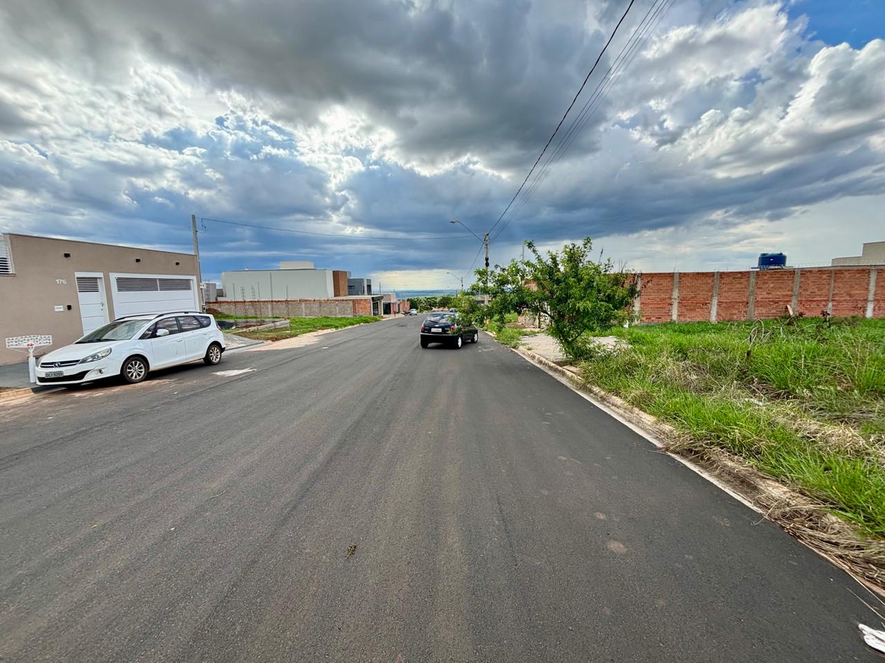 VENDE: TERRENO 250M² - JARDIM MIRANDA - EM BRODOWSKI-SP. (brodosqui)