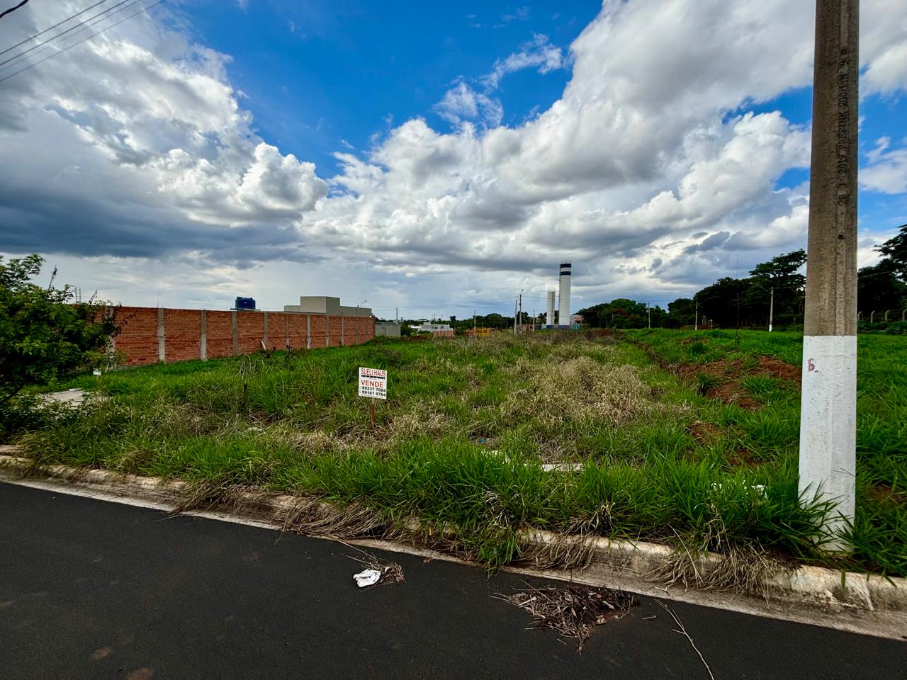 VENDE: TERRENO 250M² - JARDIM MIRANDA - EM BRODOWSKI-SP. (brodosqui)