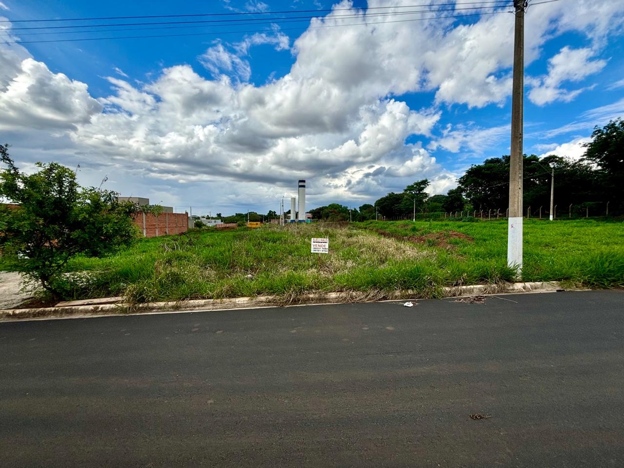 VENDE: TERRENO 250M² - JARDIM MIRANDA - EM BRODOWSKI-SP. (brodosqui)