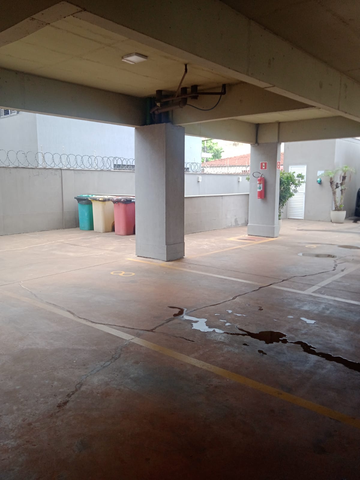 Apartamento 02 dormitórios sendo 01 suíte - Sumarezinho - Ribeirão Preto/SP
