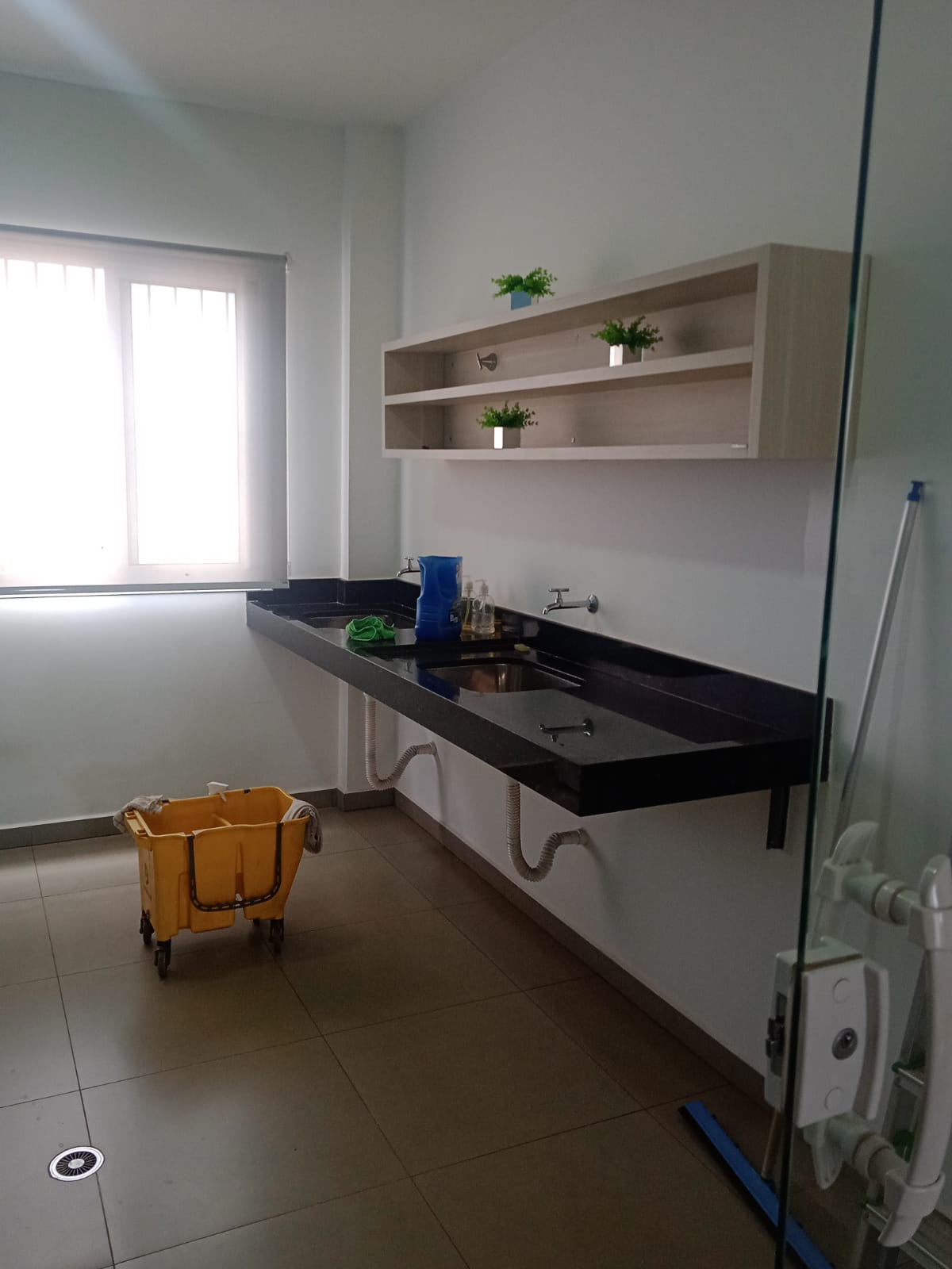 Apartamento 02 dormitórios sendo 01 suíte - Sumarezinho - Ribeirão Preto/SP