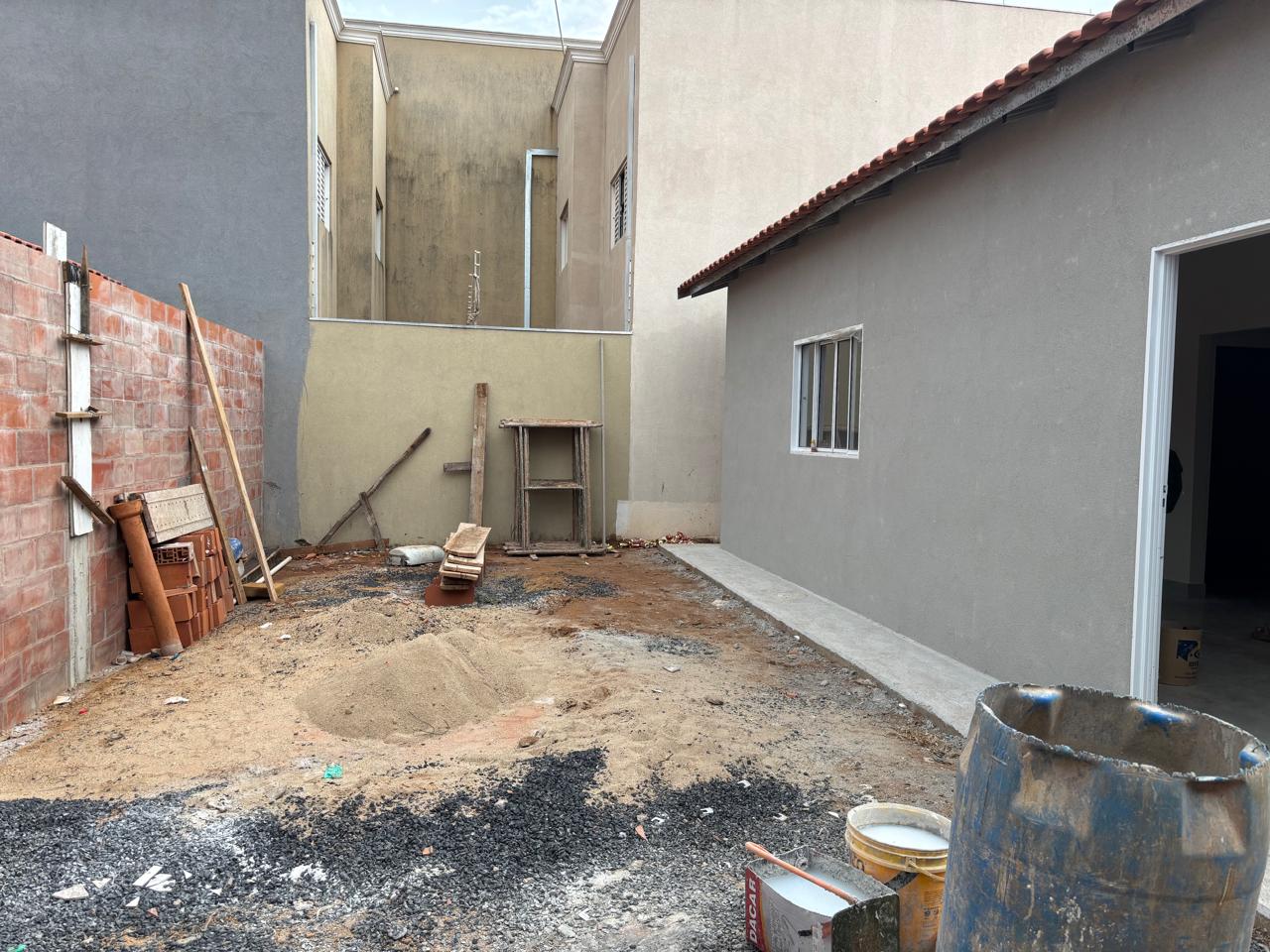 VENDE: CASA 02 DORMITÓRIOS - RESIDENCIAL ZEFERINO GIRARDI - BRODOWSKI-SP:
