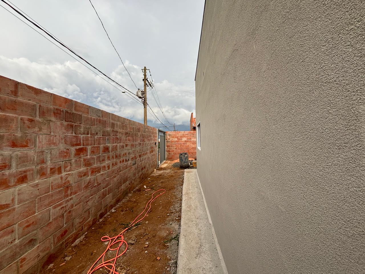 VENDE: CASA 02 DORMITÓRIOS - RESIDENCIAL ZEFERINO GIRARDI - BRODOWSKI-SP: