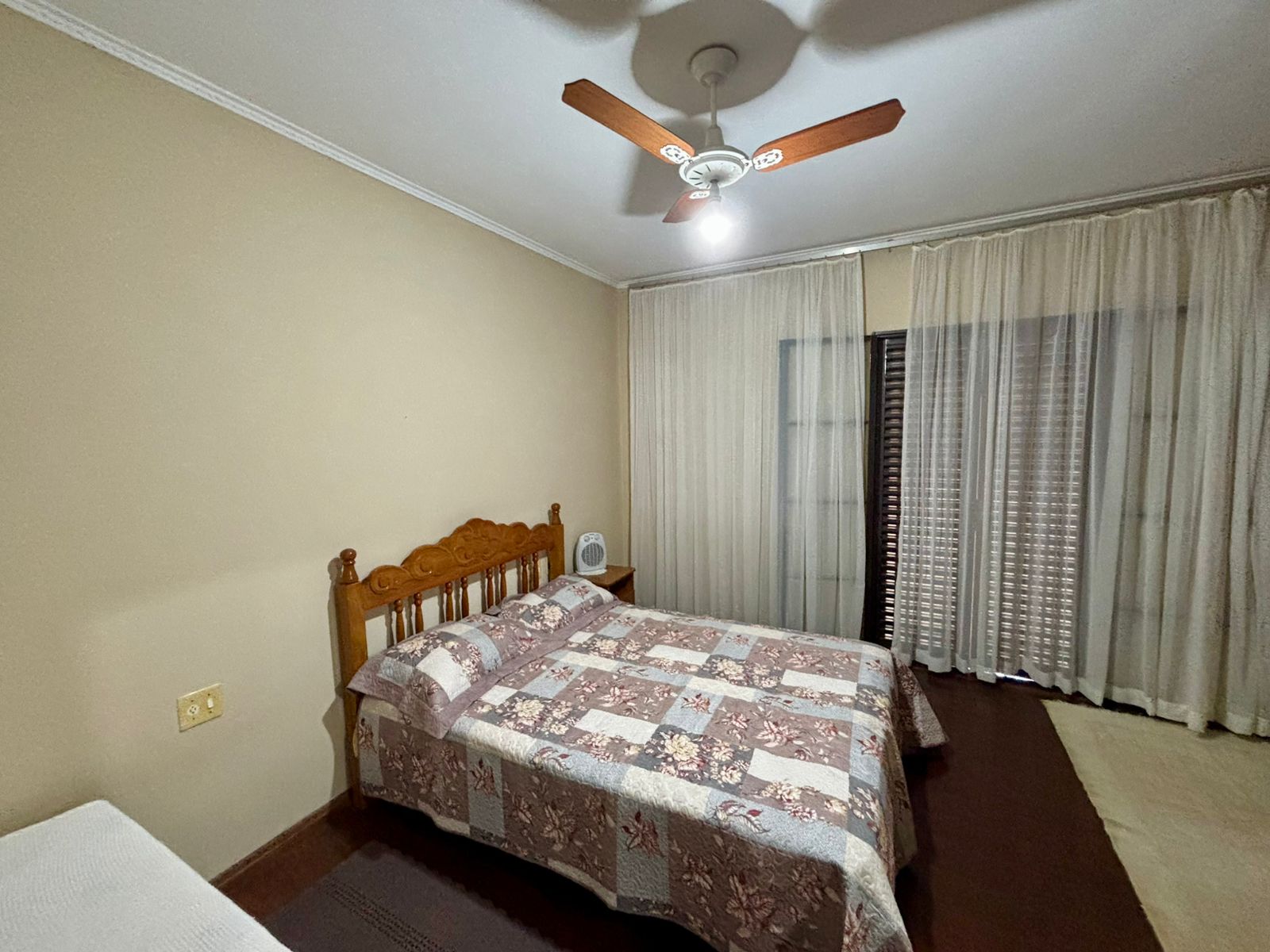 VENDE: SOBRADO 02 DORMITÓRIOS - VILA NOSSA SENHORA DAS GRAÇAS - BRODOWSKI-SP