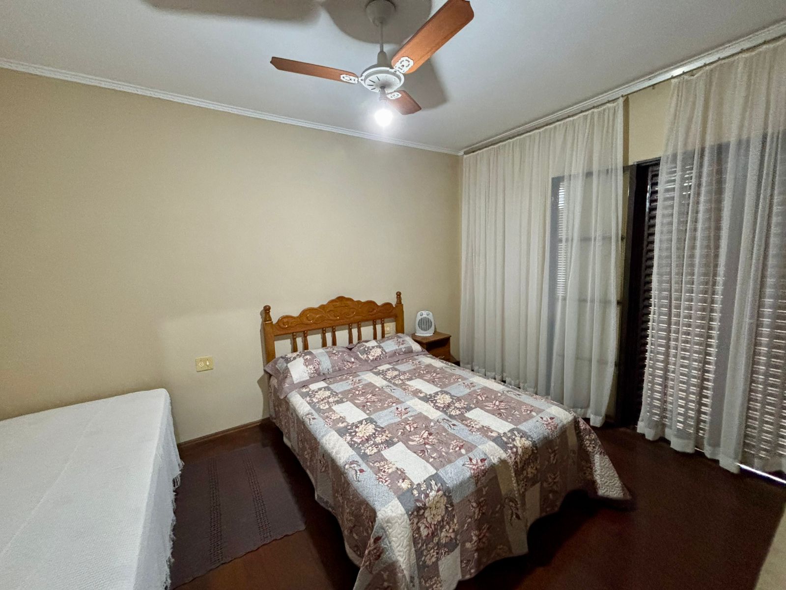 VENDE: SOBRADO 02 DORMITÓRIOS - VILA NOSSA SENHORA DAS GRAÇAS - BRODOWSKI-SP